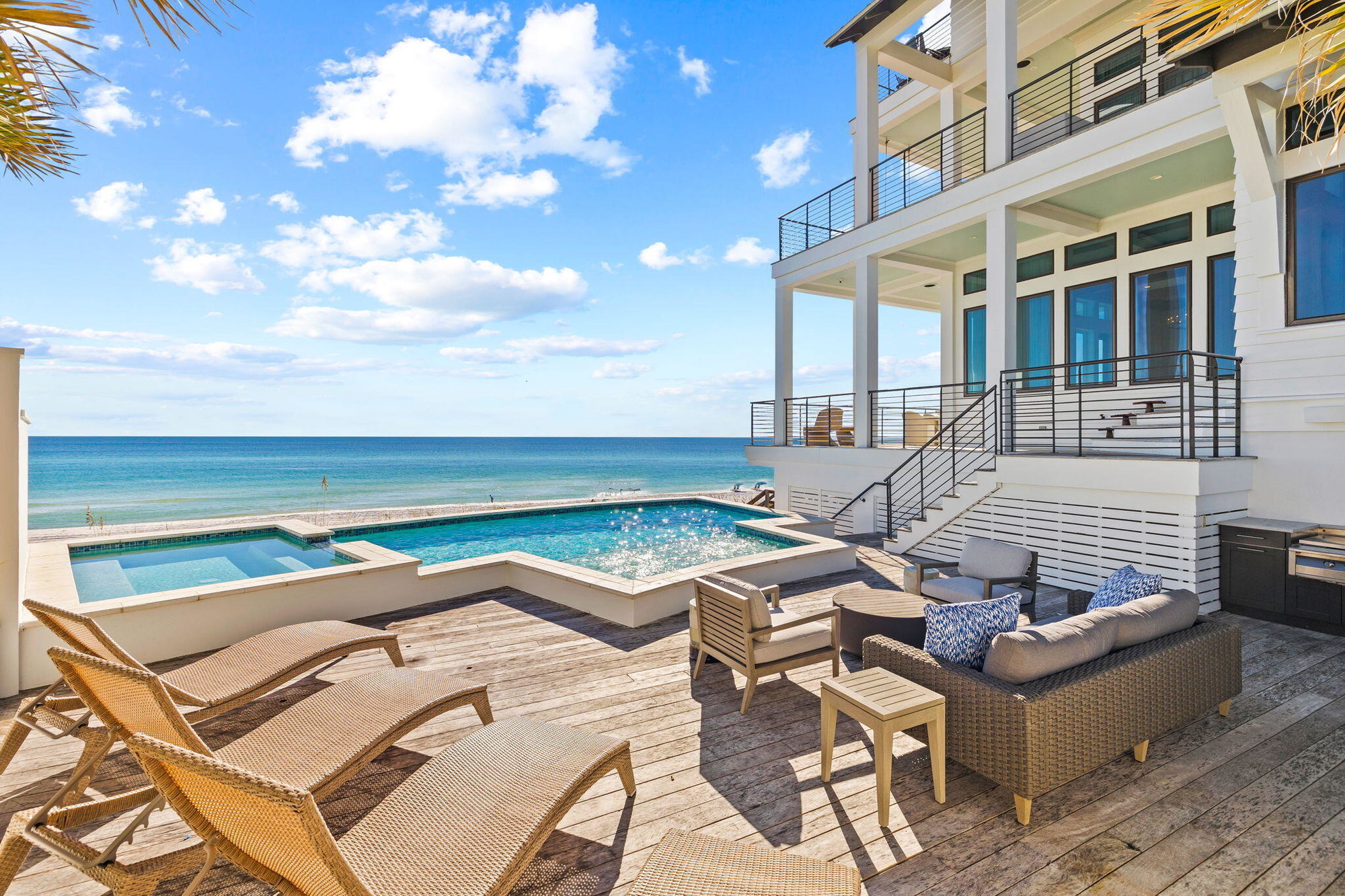 376 Beachfront Trail